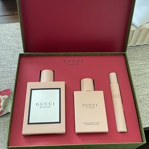Gucci Bloom perfume set